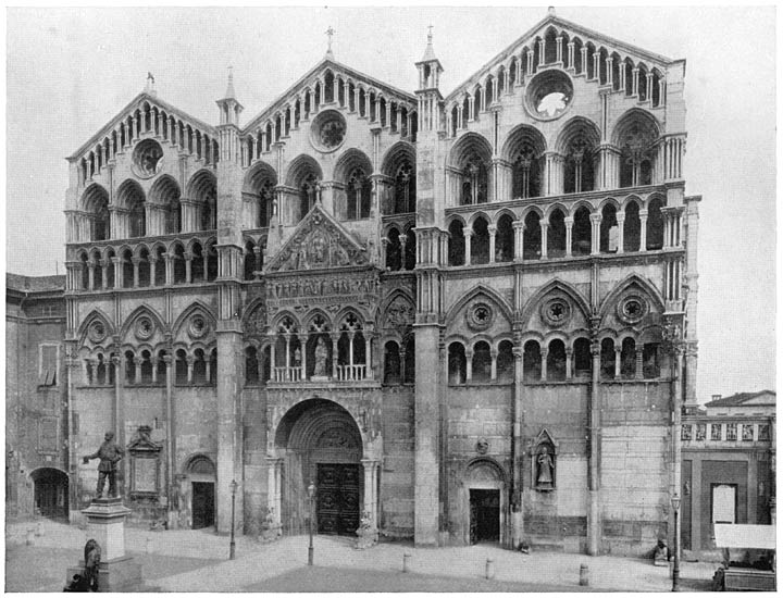 39. Kathedraal van Ferrara.