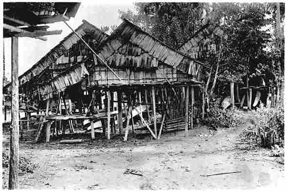 Häuser der Ma-Tuwan.