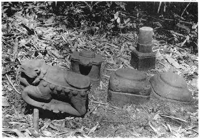 Überreste eines Hindugrabes.