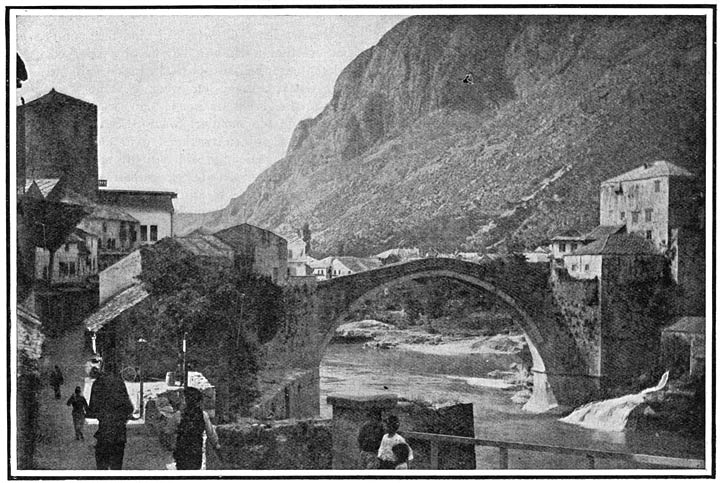 De beroemde oude brug in Mostar.
